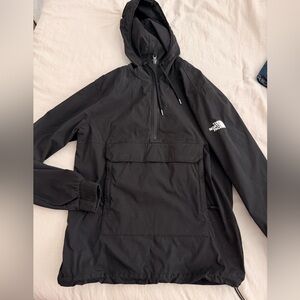 The North Face Men's Black Pullover Windbreaker